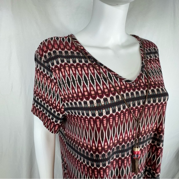 Cato Women’s High Low V-Neck Tassel Necklace Tunic Top - Picture 2 of 8